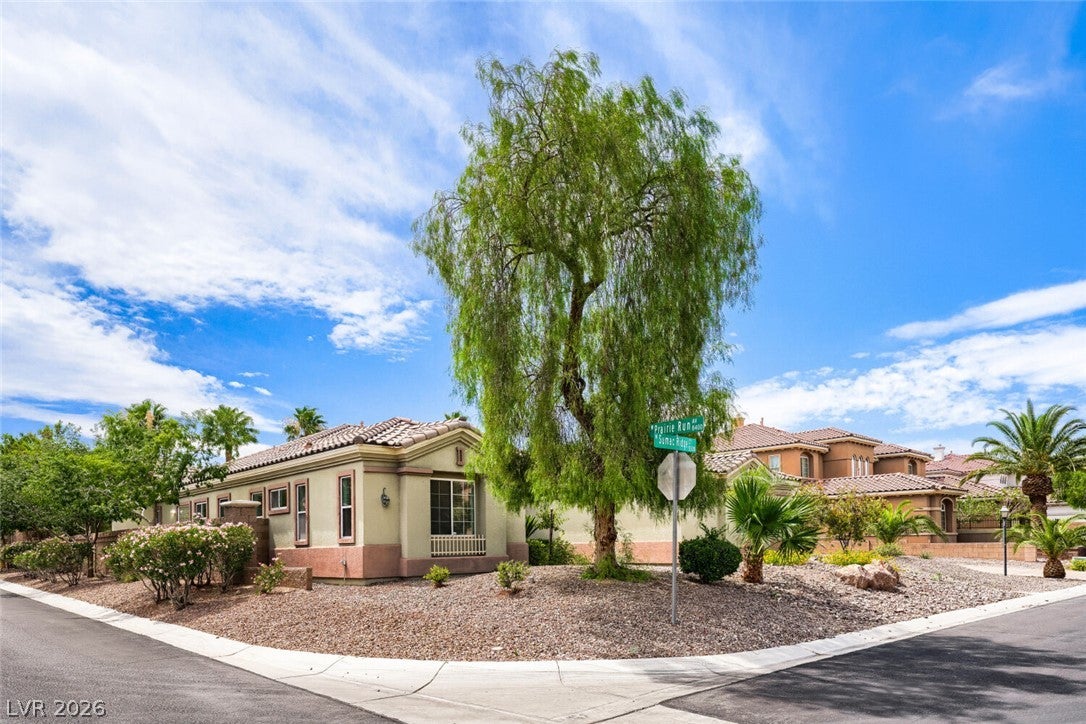 5533 Sumac Ridge Court