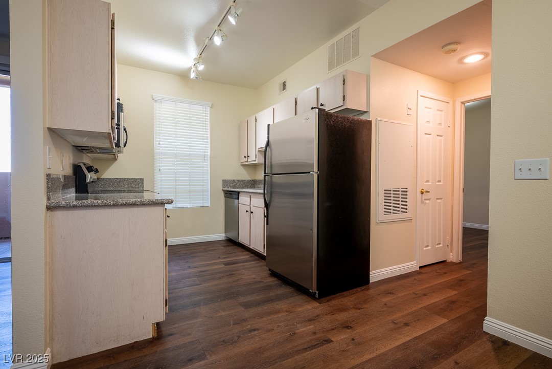 231 W Horizon Ridge Parkway #314, Henderson, Nevada image 8