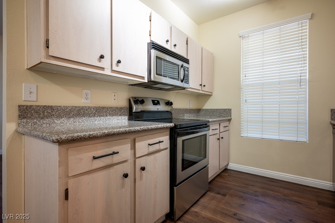 231 W Horizon Ridge Parkway #314, Henderson, Nevada image 9