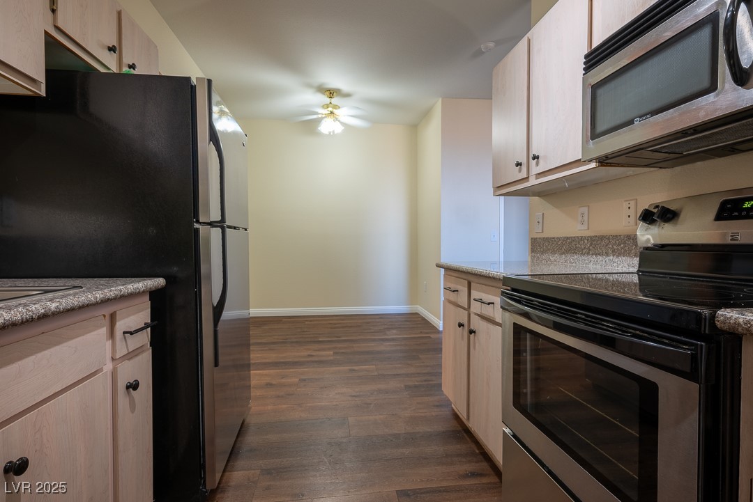 231 W Horizon Ridge Parkway #314, Henderson, Nevada image 10