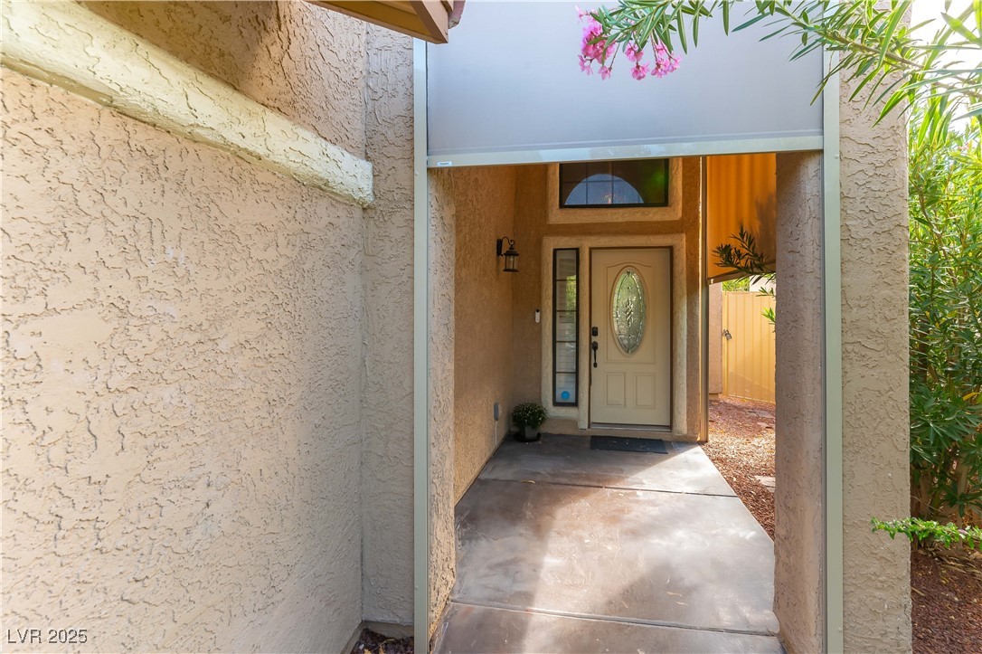 4808 Fiesta Lakes Street