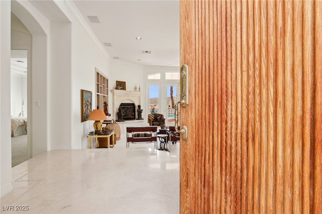 27 Avenida Fiori