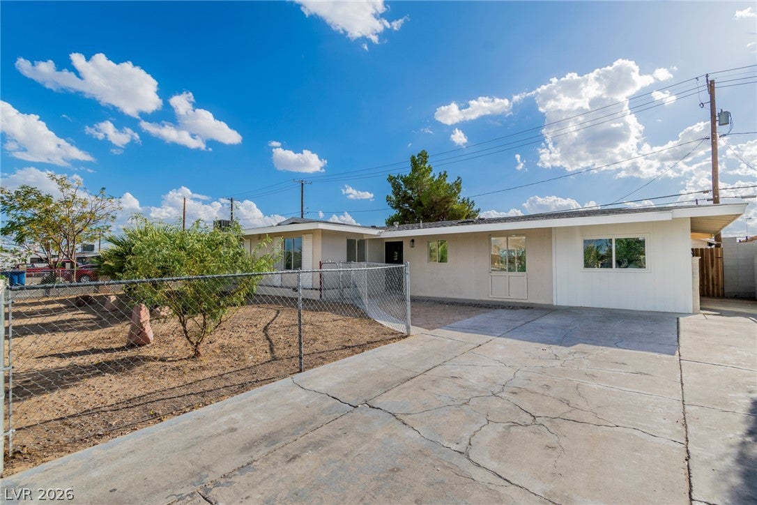 1115 Arrowhead Avenue