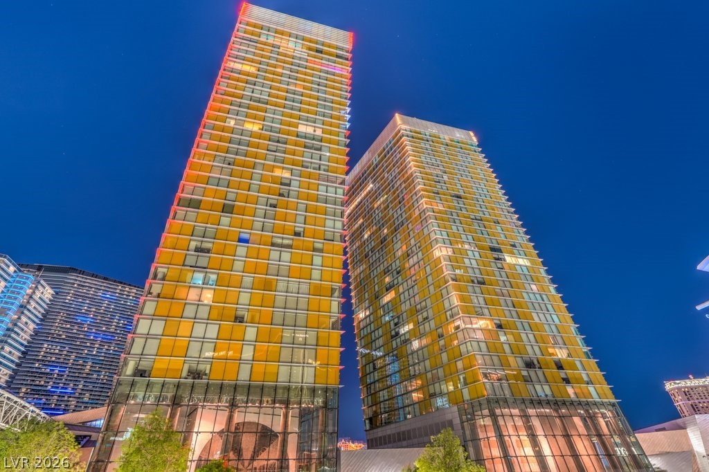 3726 Las Vegas Boulevard 2504