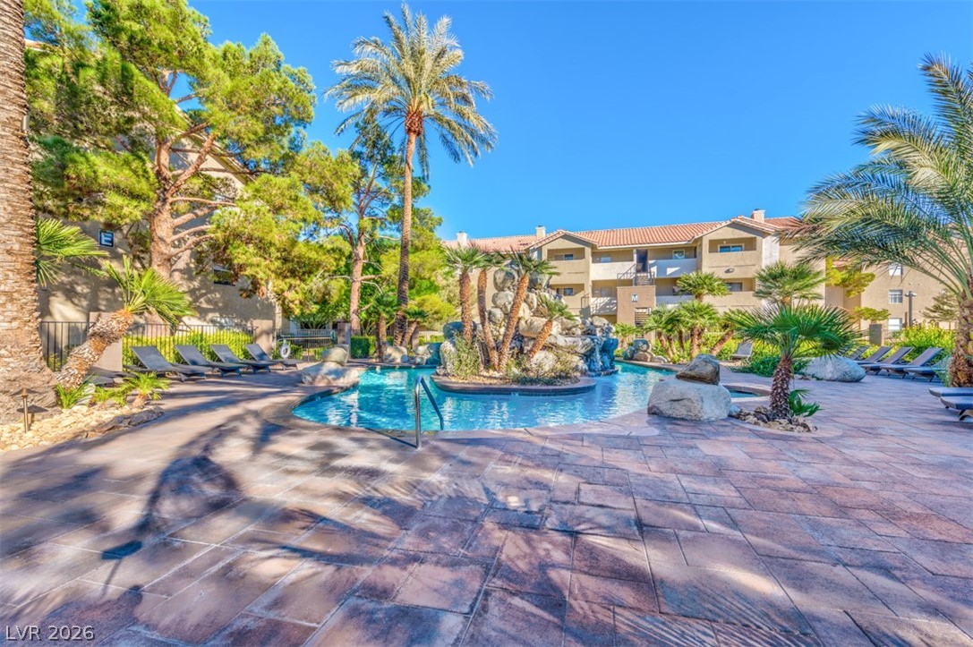 4200 S Valley View Boulevard 1088