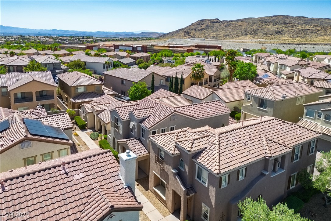 1024 Larkspur Point Court