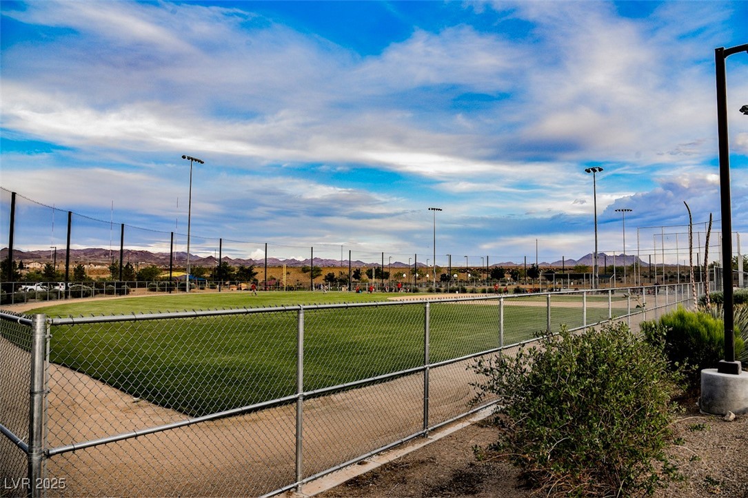 132 Soaring Sky Avenue, Henderson, Nevada image 39