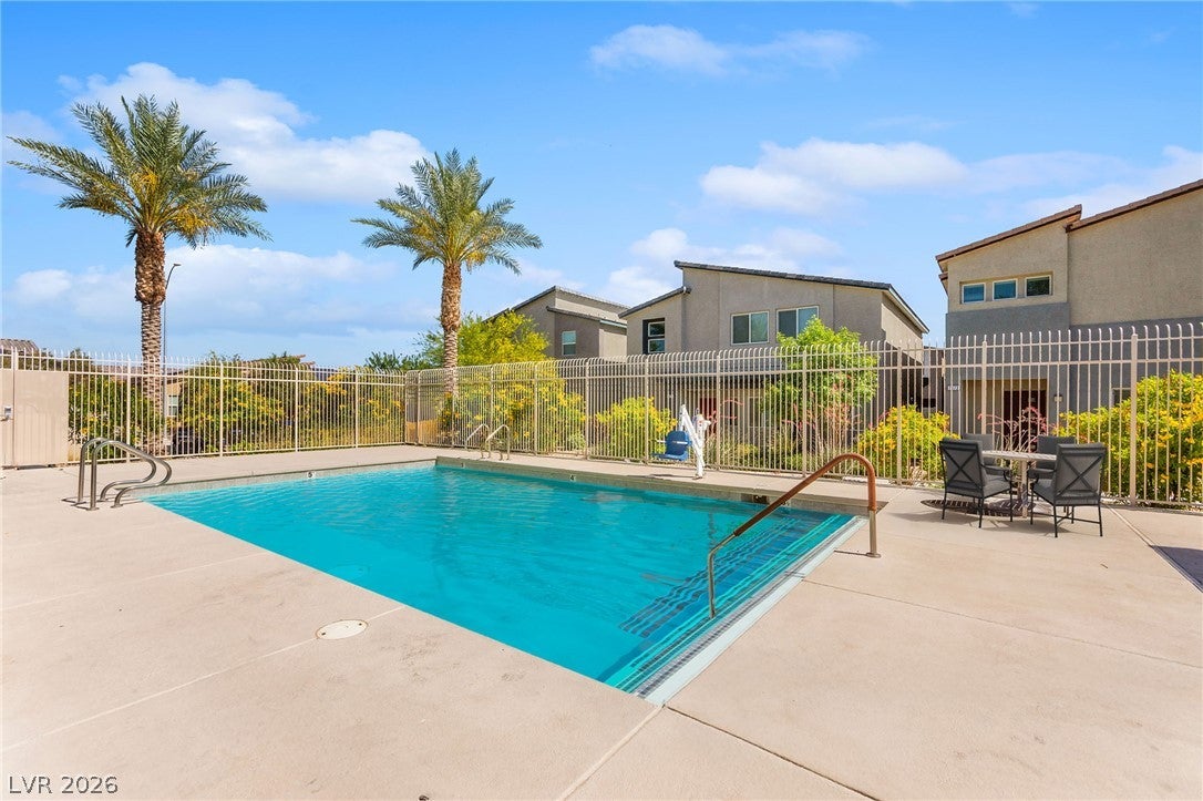 7489 Onyx Star Street