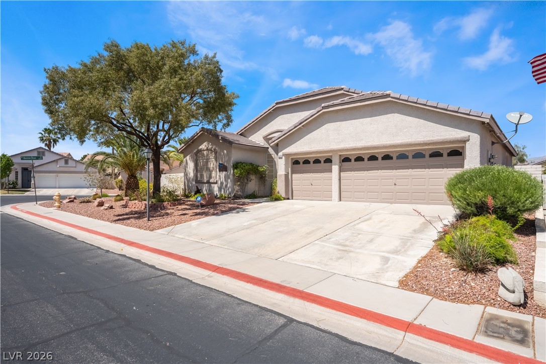 8528 Bandits Bluff Avenue