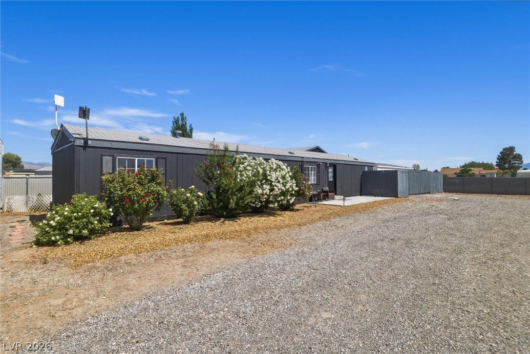 641 S Woodchips Road