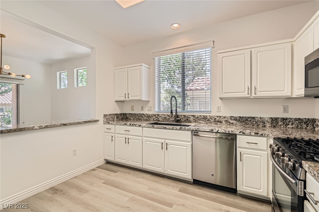 Las Vegas, Nevada 89134, United States, 2 Bedrooms Bedrooms, ,2 BathroomsBathrooms,Residential,Active,149983