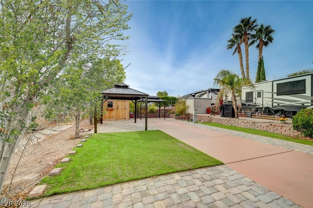 866 Sparrow Way