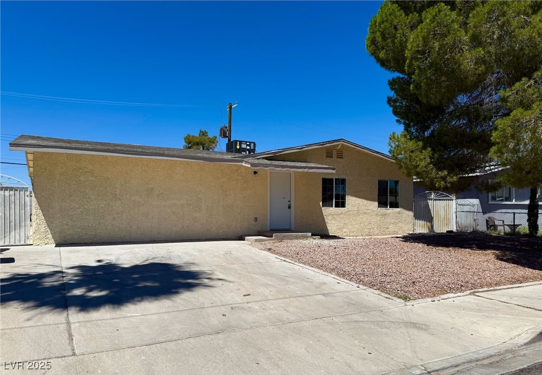 Las Vegas, Nevada 89107, United States, 3 Bedrooms Bedrooms, ,2 BathroomsBathrooms,Residential,Active,153639 Las Vegas, Nevada 89107, United States, 3 Bedrooms Bedrooms, ,2 BathroomsBathrooms,Residential,Active,153639