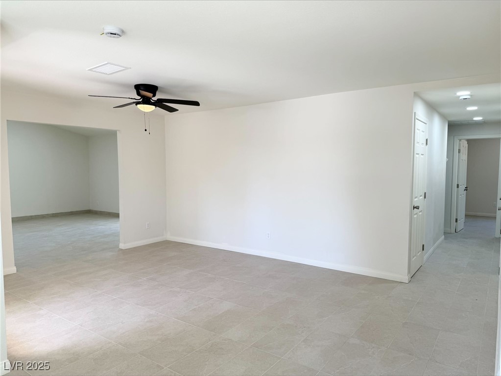 Las Vegas, Nevada 89107, United States, 3 Bedrooms Bedrooms, ,2 BathroomsBathrooms,Residential,Active,153639