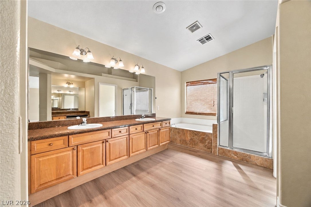 9261 Bearded Iris Avenue