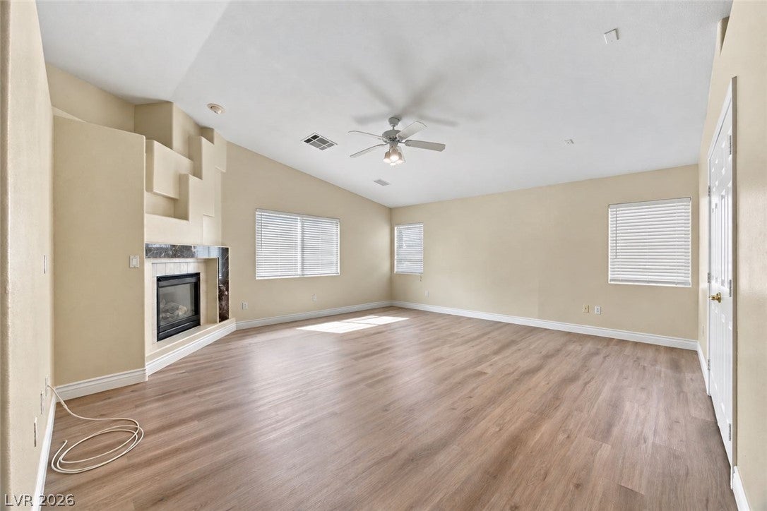 9261 Bearded Iris Avenue