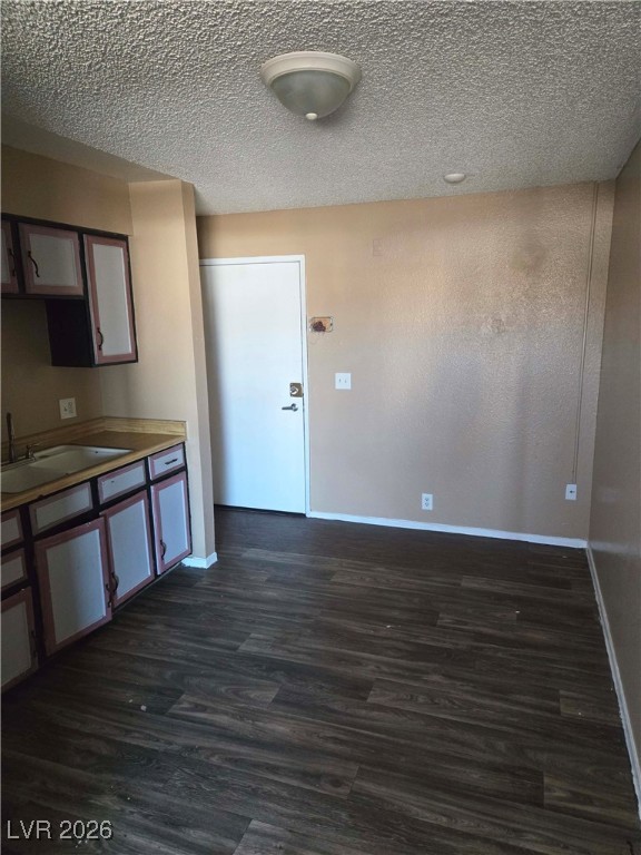 305 N 10th Street 32