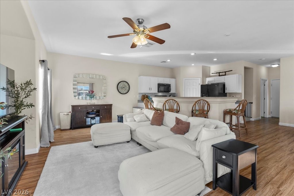 3405 Robust Robin Place 3