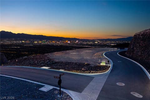 Tiny photo for 631 Alpine Summit Dr, Henderson, NV 89012 (MLS # 2783006)