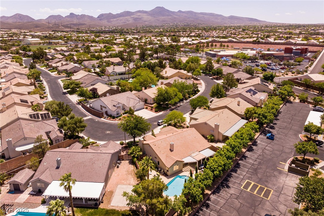 2547 Serenity Hollow Drive, Henderson, Nevada image 45