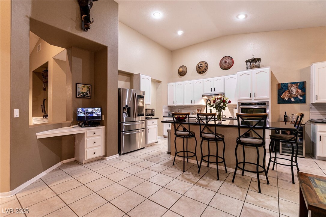 2547 Serenity Hollow Drive, Henderson, Nevada image 14