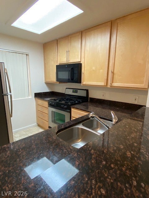 210 E Flamingo Road 131