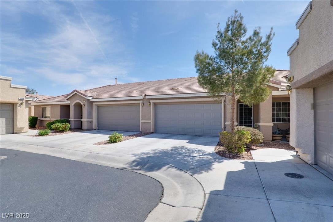 8524 Little Fox Street, Las Vegas, Nevada image 2