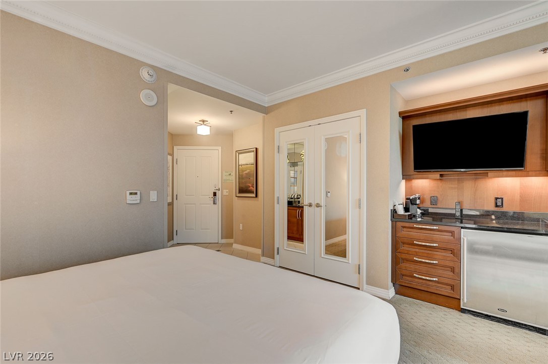 125 E Harmon Avenue 1111