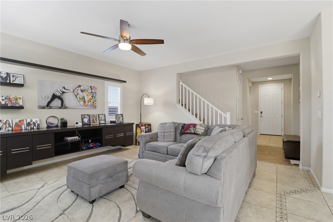 1425 Arc Dome Avenue