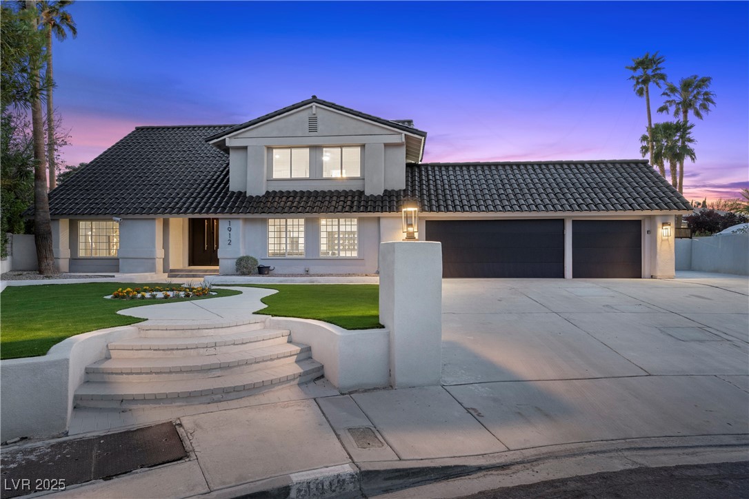 1912 Calanda Court