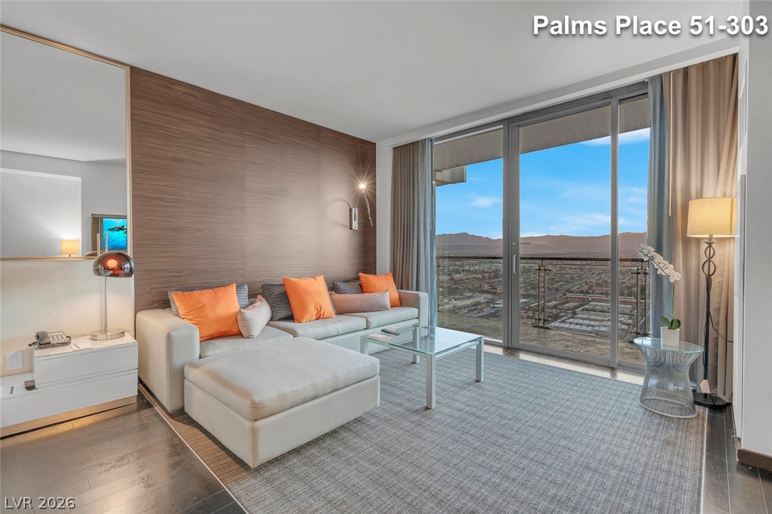 4381 W Flamingo Road 5103