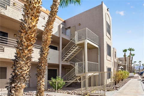 Condo For Sale - 2008 Mesquite Lane #205<br/> Laughlin, NV 89029