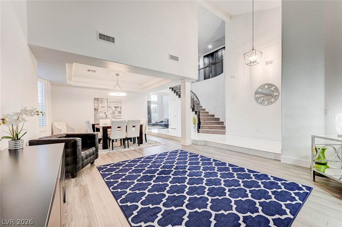 2482 Ram Crossing Way