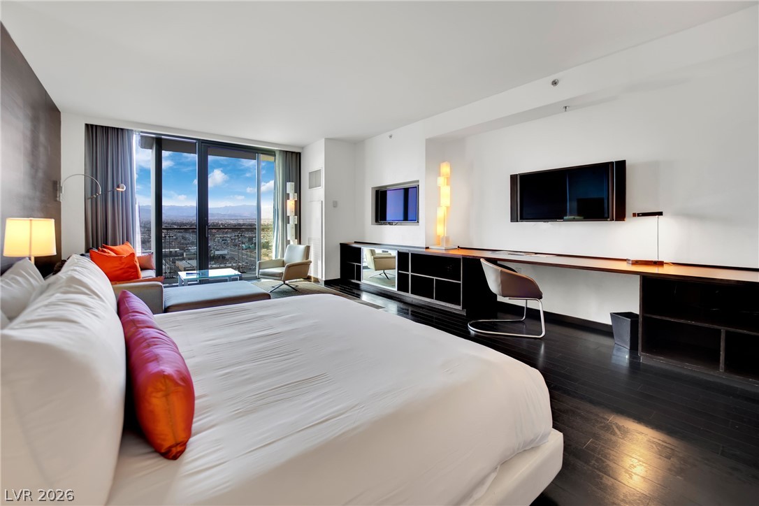 4381 W Flamingo Road 1903