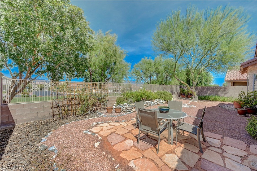 8316 Dawn Breeze Avenue