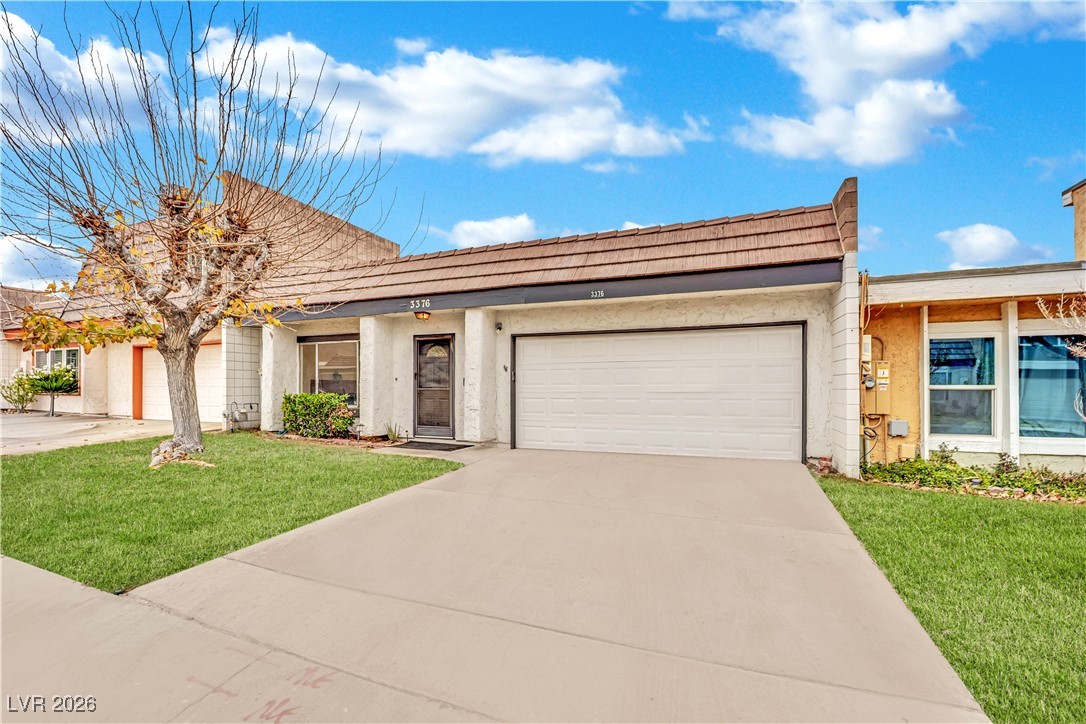 3376 Knollwood Court