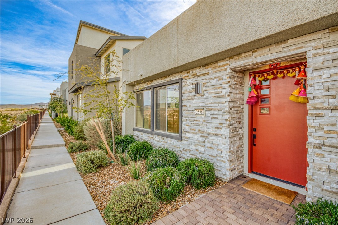 2598 Skylark Trail Street