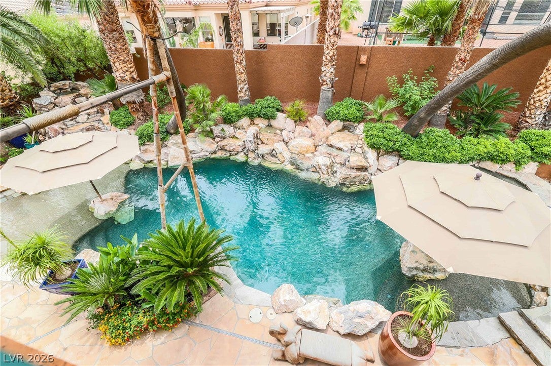 363 Highland Hills Court