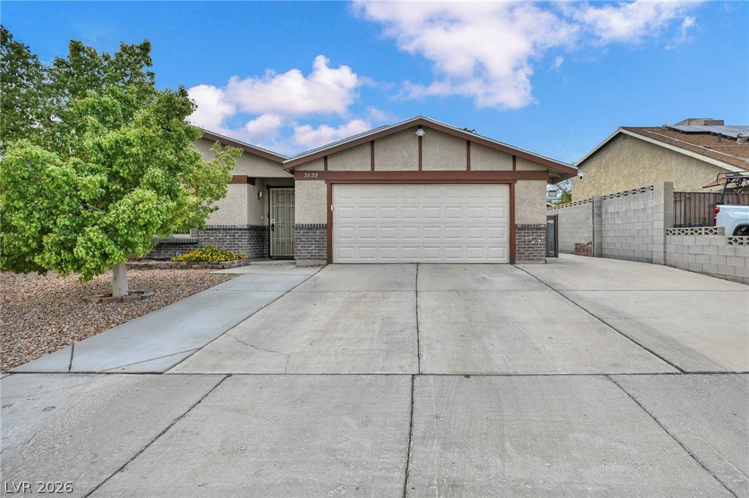 3839 Reflection Way