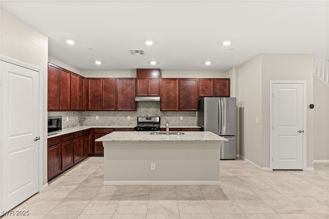 2409 Bellinzona Place