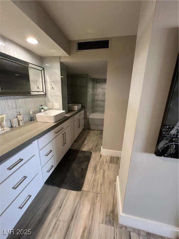 3111 Bel Air Drive 22B