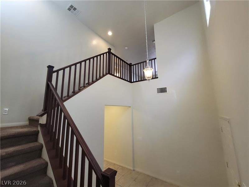 Properties 4 2409 W Gilmore Avenue