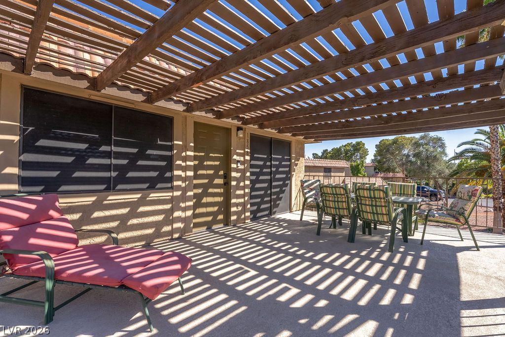 1858 Avacado Court