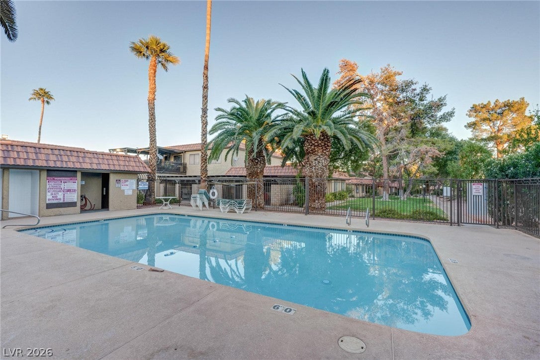 1858 Avacado Court