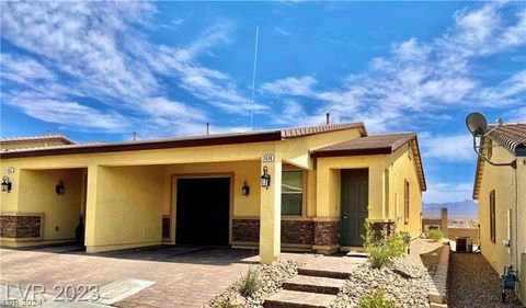 Townhouse in Laughlin NV 2698 Crystal Blue Street.jpg