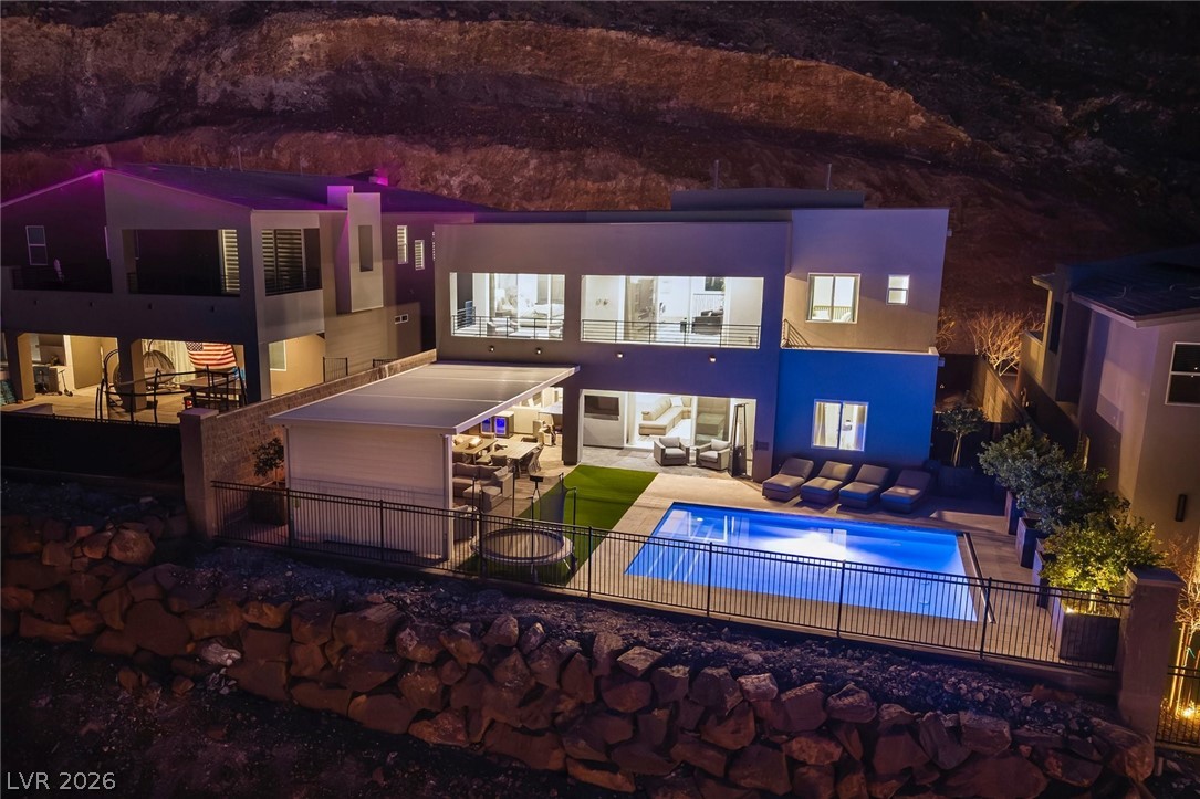 302 Watteau Court
