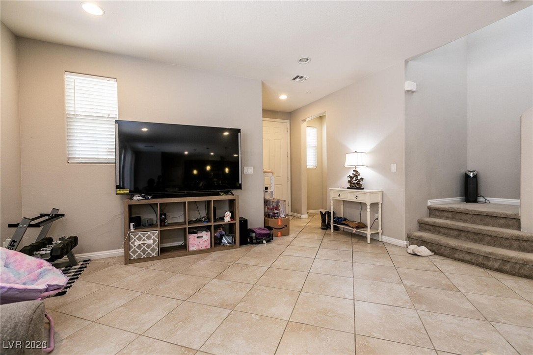 3045 Camino Rico Avenue