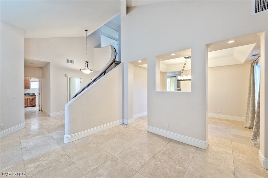 2175 Fountain Springs Drive
