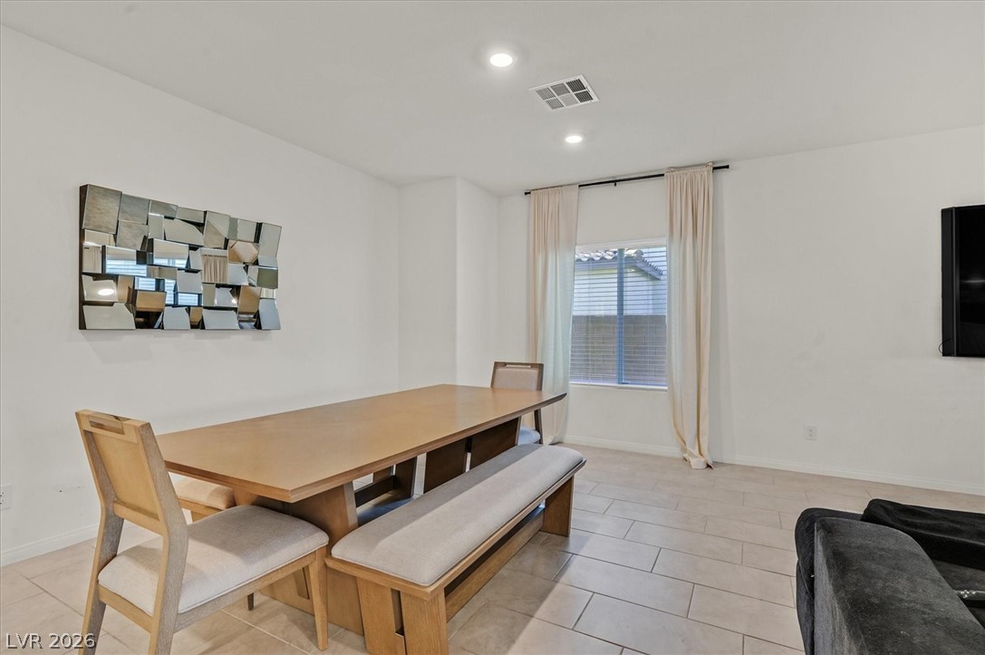 1842 Farah Falls Place