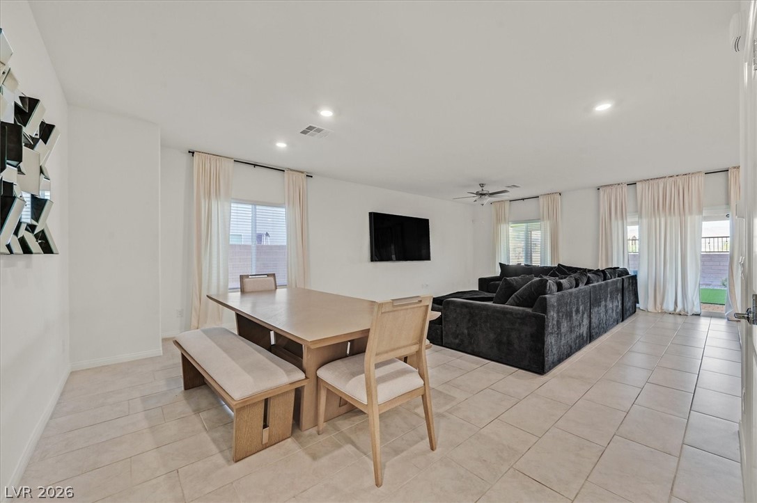 1842 Farah Falls Place